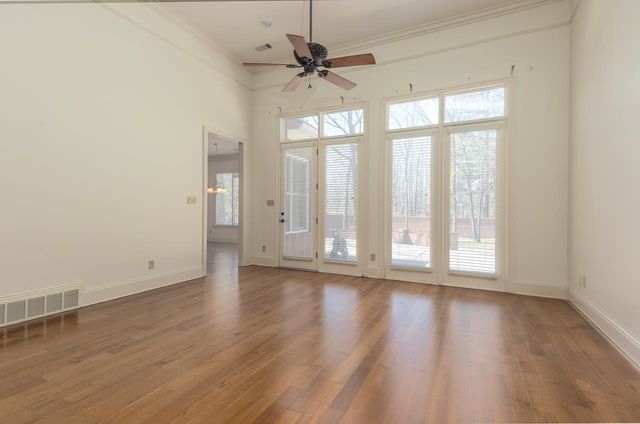 2793 BAYHILL WOODS DR, Collierville, TN 38017