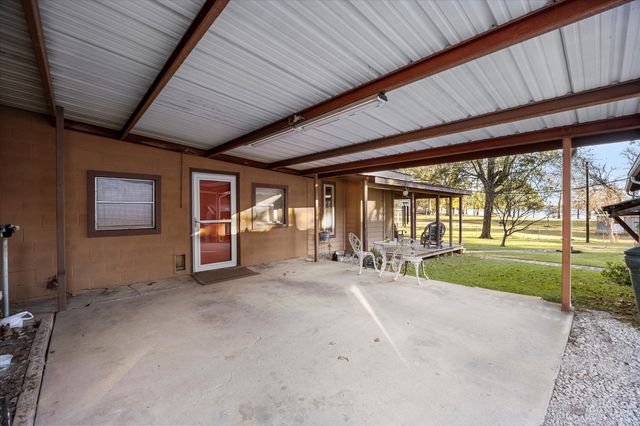 2097 County Road 3830, Quinlan, TX 75474