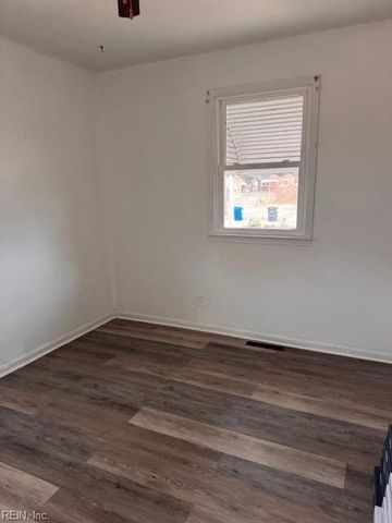 916 Warfield DR, Portsmouth, VA 23701