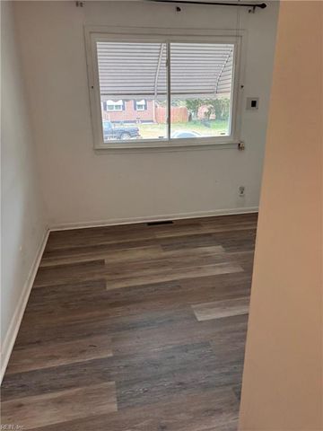 916 Warfield DR, Portsmouth, VA 23701