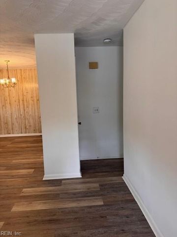 916 Warfield DR, Portsmouth, VA 23701