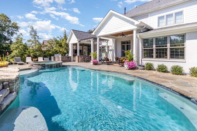 10713 Meadow Stable Lane, Union, KY 41091