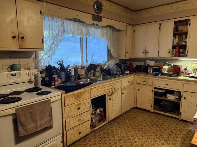 108 6TH STREET, Fond Du Lac, WI 54935