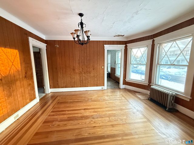 126 Richards Place, West Haven, CT 06516