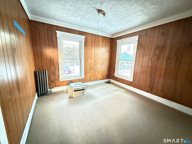 126 Richards Place, West Haven, CT 06516