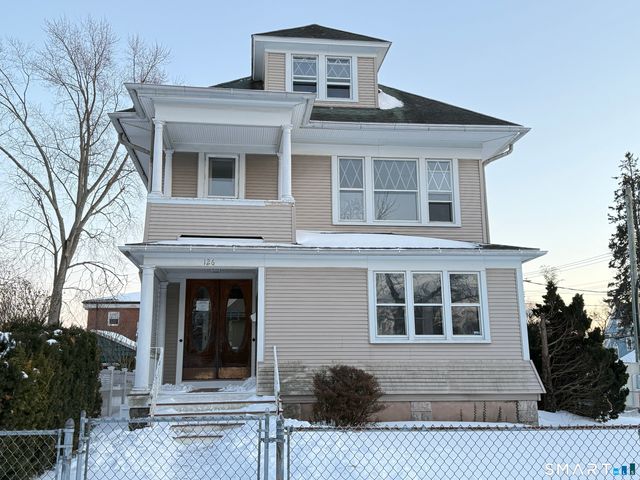 126 Richards Place, West Haven, CT 06516