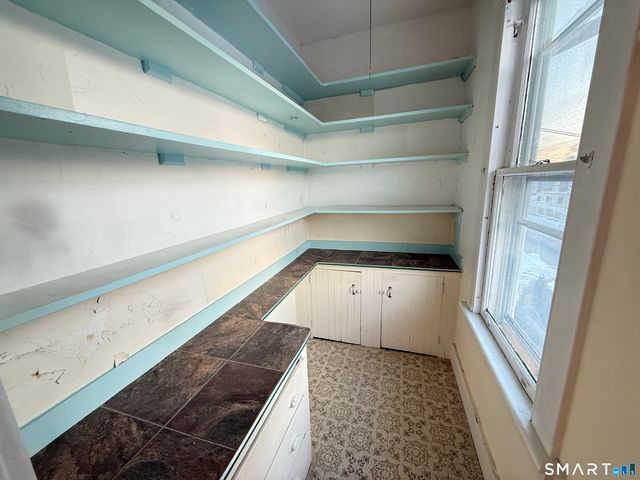 126 Richards Place, West Haven, CT 06516