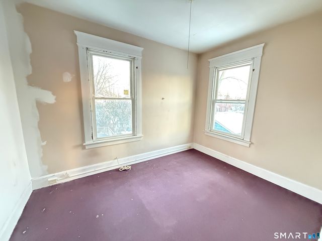 126 Richards Place, West Haven, CT 06516