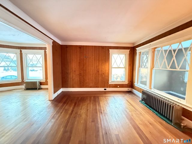 126 Richards Place, West Haven, CT 06516