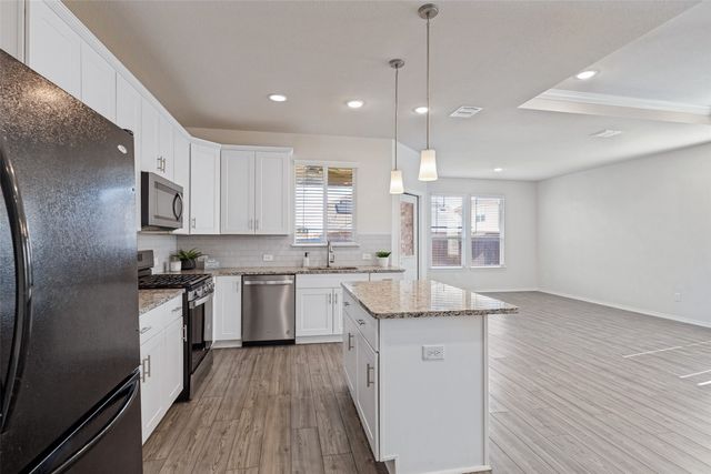 713 Feldspar Way, Princeton, TX 75407