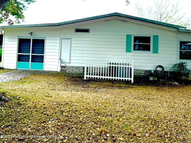 8010 Highpoint Boulevard, Brooksville, FL 34613