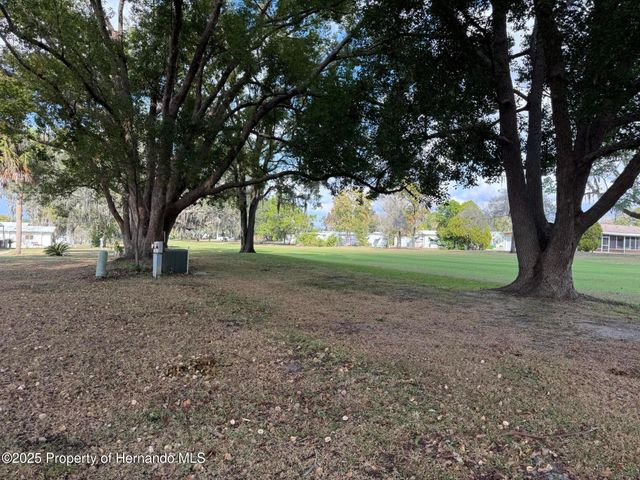 8010 Highpoint Boulevard, Brooksville, FL 34613