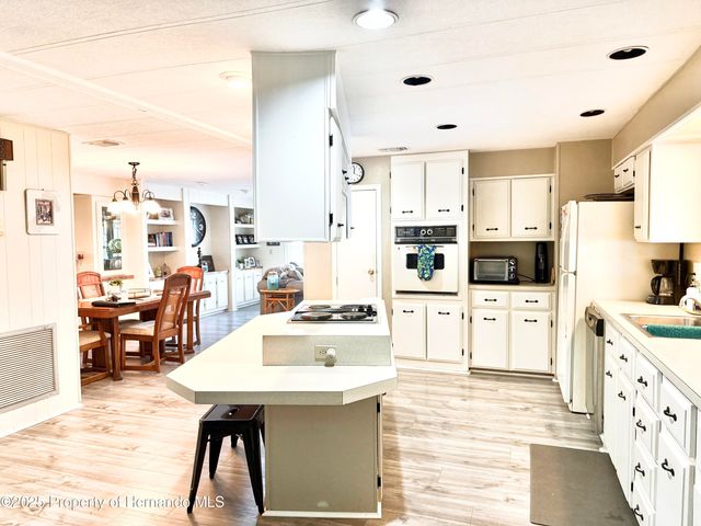 8010 Highpoint Boulevard, Brooksville, FL 34613