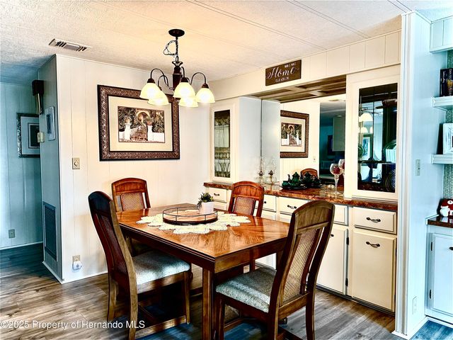 8010 Highpoint Boulevard, Brooksville, FL 34613