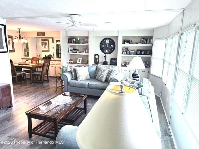 8010 Highpoint Boulevard, Brooksville, FL 34613