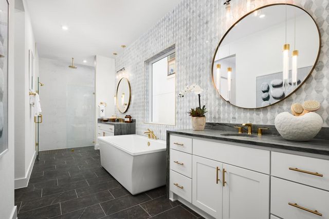 703 Walsh Glen DR, Cedar Park, TX 78613