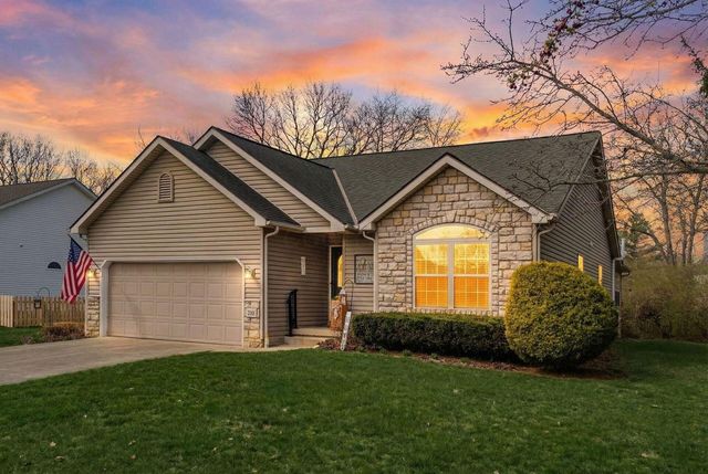 210 Jones Place, Canal Winchester, OH 43110