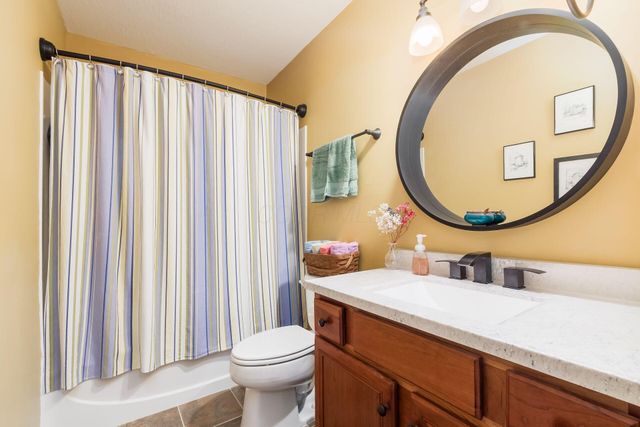 210 Jones Place, Canal Winchester, OH 43110