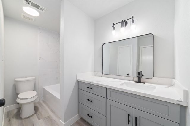 13950 Ashdale Lane, Houston, TX 77083