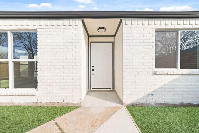 13950 Ashdale Lane, Houston, TX 77083