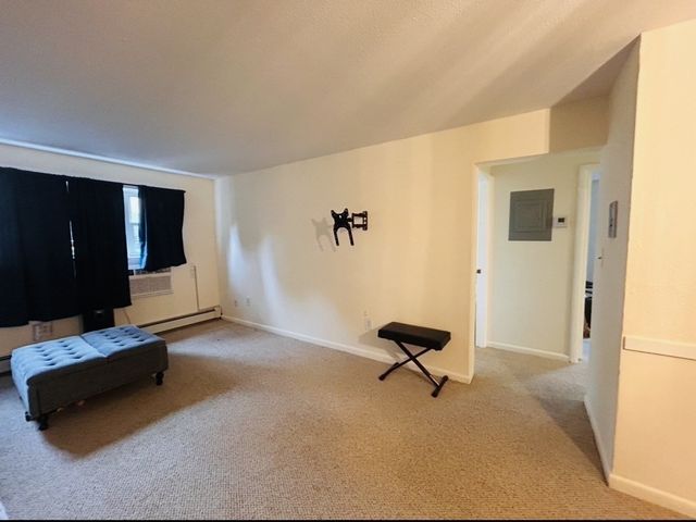 1 Colonial 1A, Andover, MA 01810