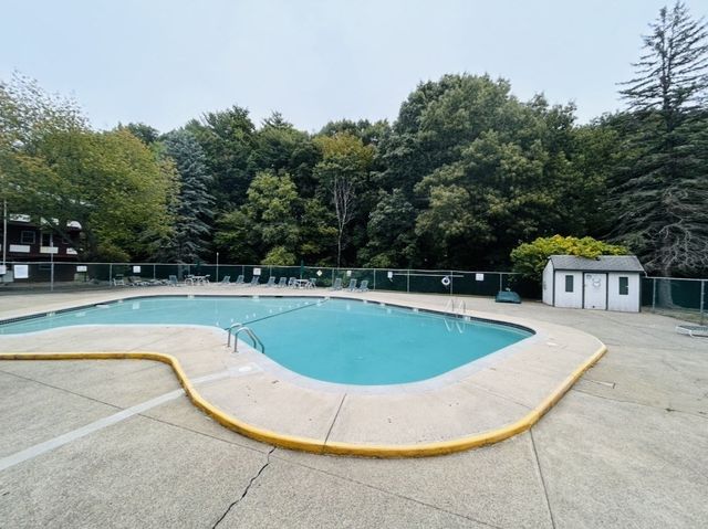 1 Colonial 1A, Andover, MA 01810