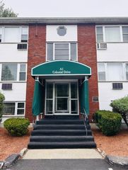 1 Colonial 1A, Andover, MA 01810