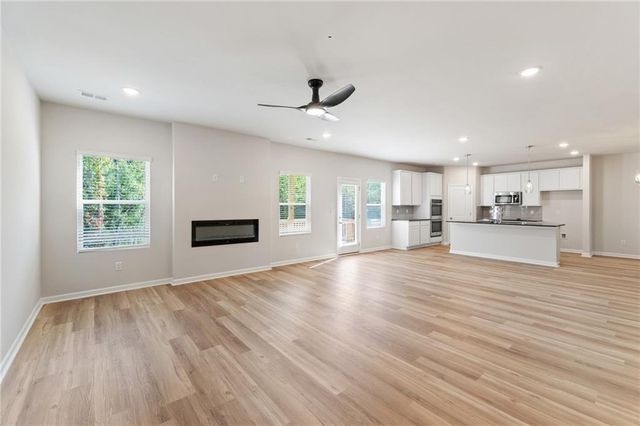 203 Orwell Drive, Social Circle, GA 30025