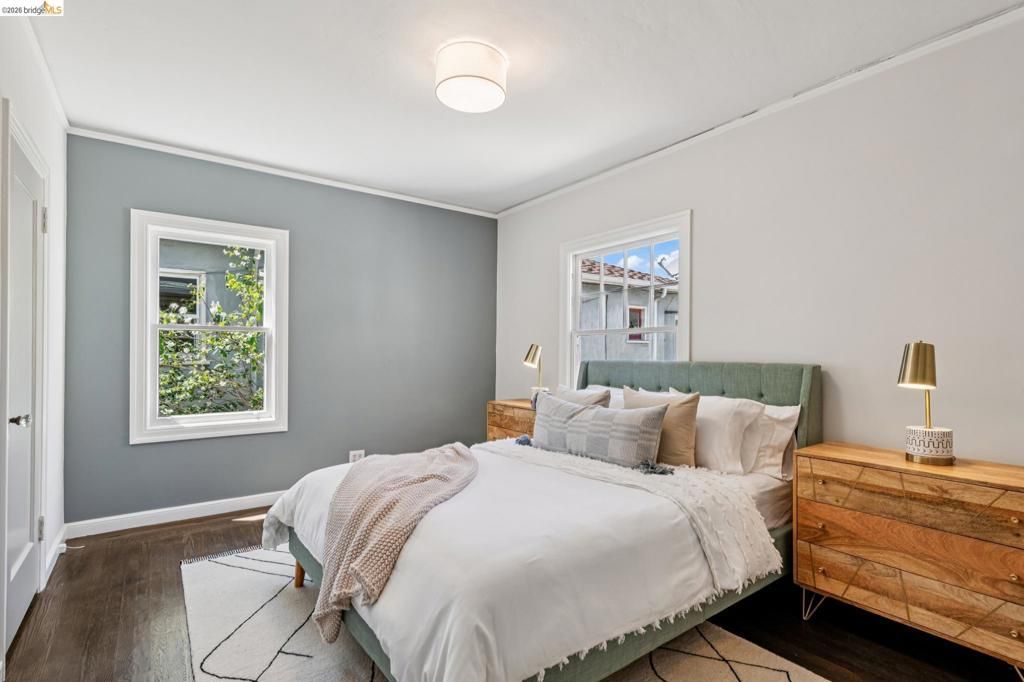 Image 22 of property listing at 575 58th St, Oakland, CA 94609