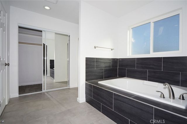 17796 Valencia Street, Hesperia, CA 92345