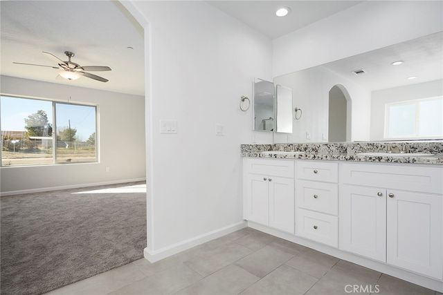 17796 Valencia Street, Hesperia, CA 92345
