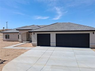 17796 Valencia Street, Hesperia, CA 92345