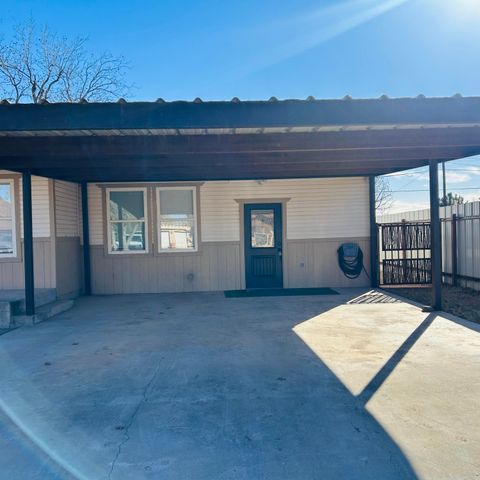 317 81st Street, Lubbock, TX 79404