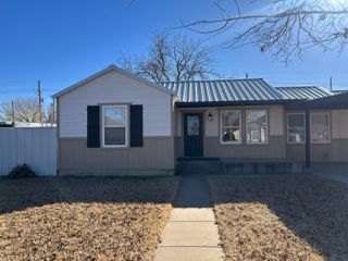 317 81st Street, Lubbock, TX 79404