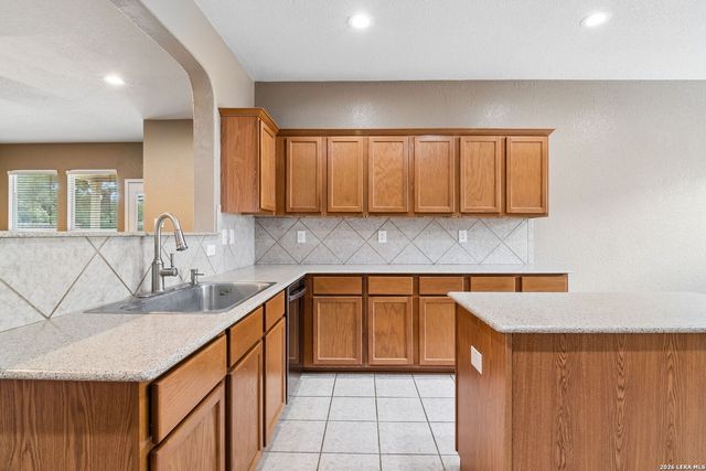 12330 Fleming Surf Dr, San Antonio, TX 78249
