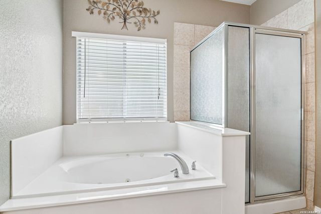 12330 Fleming Surf Dr, San Antonio, TX 78249