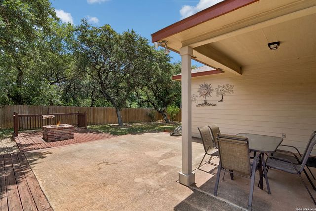 12330 Fleming Surf Dr, San Antonio, TX 78249