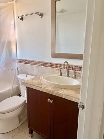 1425 Arthur Street 403A, Hollywood, FL 33020