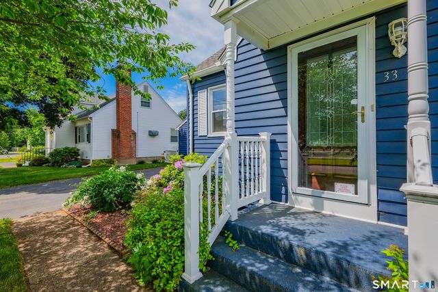 33 Dorothy Road, East Hartford, CT 06118