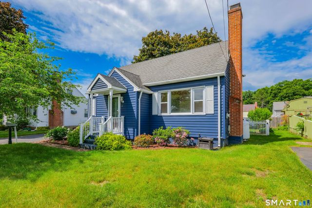 33 Dorothy Road, East Hartford, CT 06118