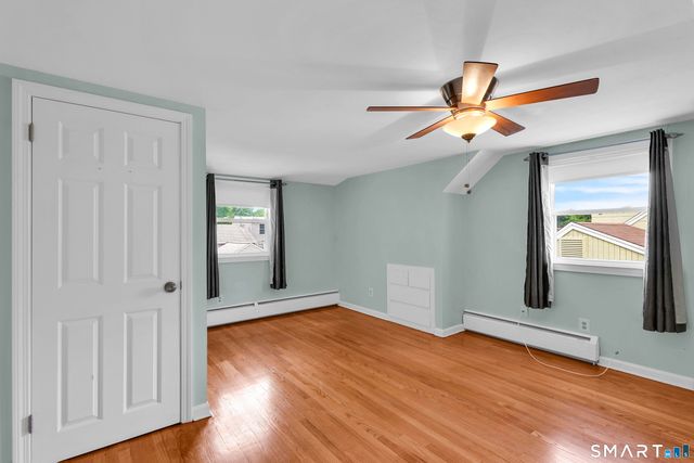 33 Dorothy Road, East Hartford, CT 06118