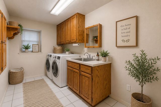 413 Lincoln Oaks Drive, Burleson, TX 76028
