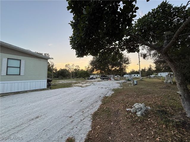 7993 Ebson DR, North Fort Myers, FL 33917