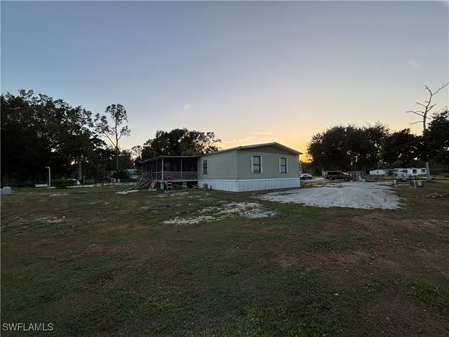 7993 Ebson DR, North Fort Myers, FL 33917