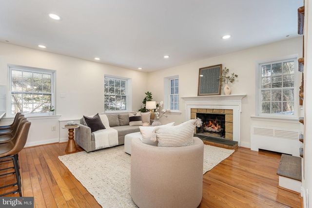 829 BRYN MAWR AVE, Penn Valley, PA 19072