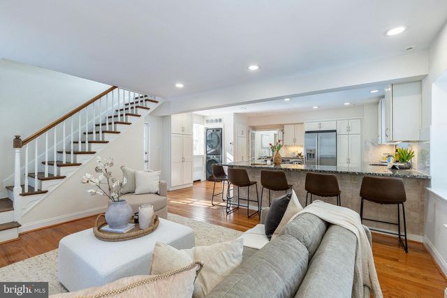 829 BRYN MAWR AVE, Penn Valley, PA 19072