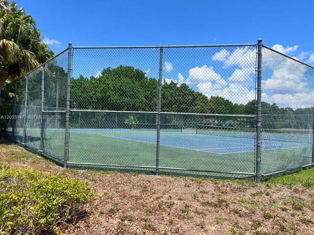 12840 Vista Isles Dr 627, Sunrise, FL 33325