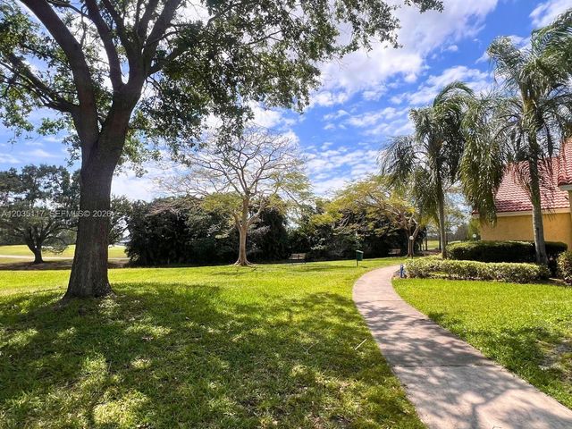 12840 Vista Isles Dr 627, Sunrise, FL 33325