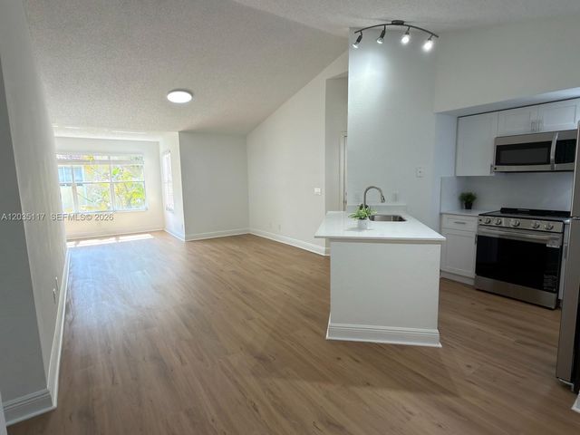 12840 Vista Isles Dr 627, Sunrise, FL 33325