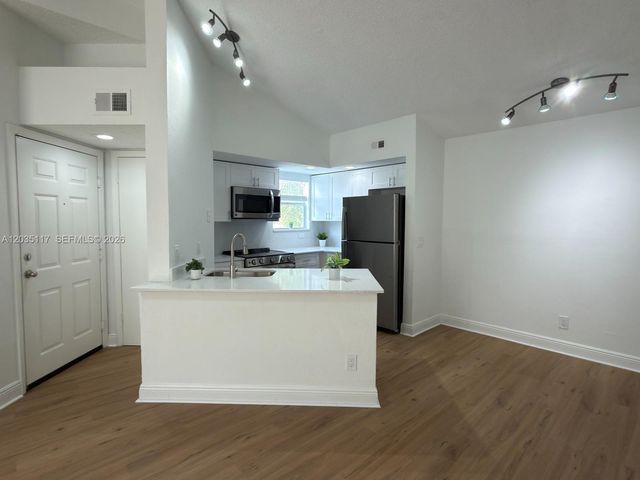 12840 Vista Isles Dr 627, Sunrise, FL 33325